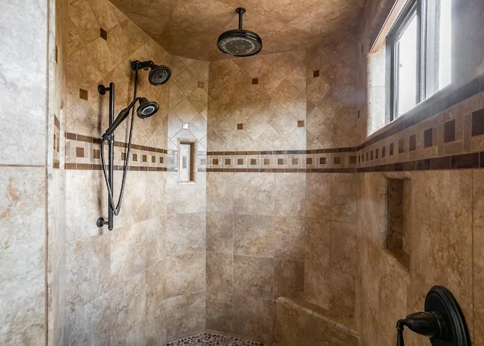 Happy Valley Hideaway Resort-like With Amazing Views Walking Distance To Hiking Trails *