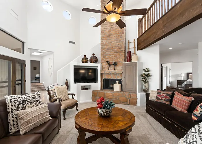 Holiday home Happy Valley Hideaway Resort-like With Amazing Views Walking Distance To Hiking Trails